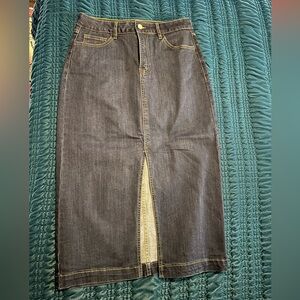 Midi length Jean skirt with front slit